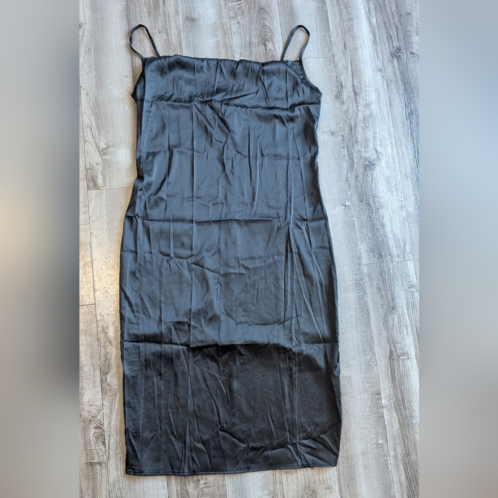 Elegant Satin Lil Black Women's Dress